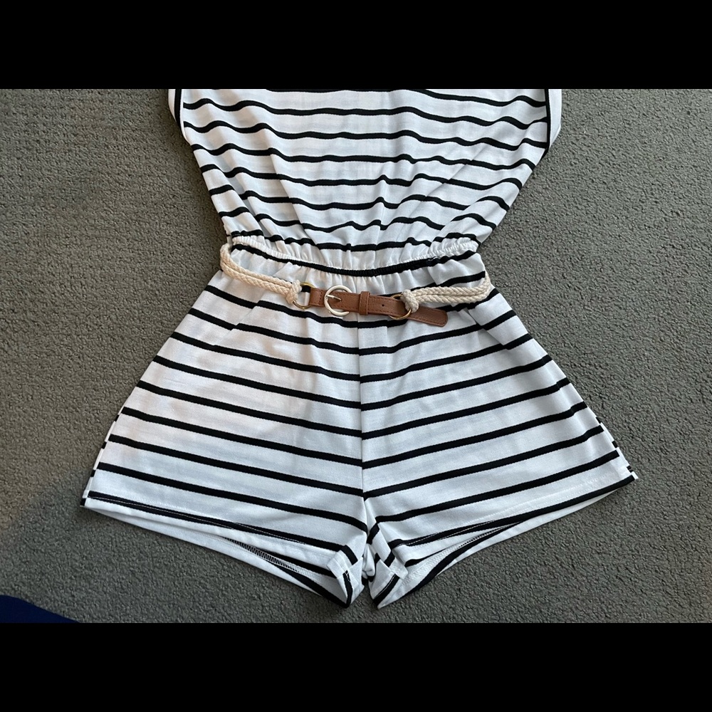 NWOT Bobbles & Lace Striped Romper - Picture 7 of 8